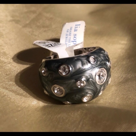 Lia Sophia Jewelry - NWT Lia Sophia Grey Enamel & Crystal Ring NEW